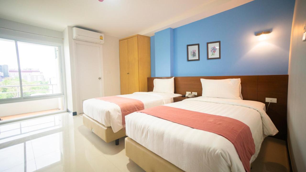 The Willing Hotel And Residence Bangkok Exterior foto